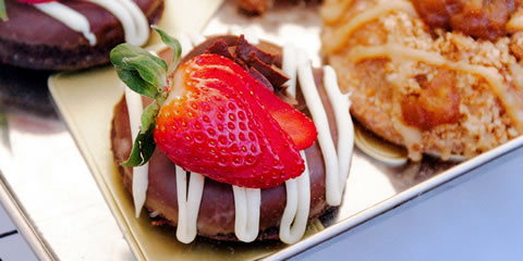 A delicious fresh stawberry cake